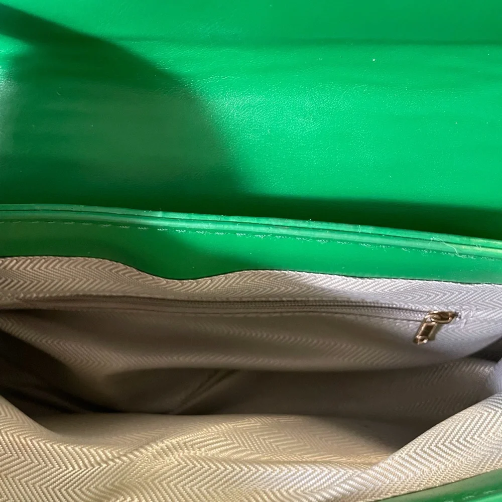 Green Knot-Handle Shoulder Bag - Picture 5 of 9